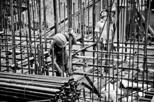 Nowy dom – kupować czy budować? Budowlanka i deweloperka – mieszkania od dewelopera Poznań